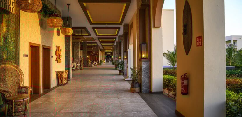 exterior-beautiful-luxury-hotel