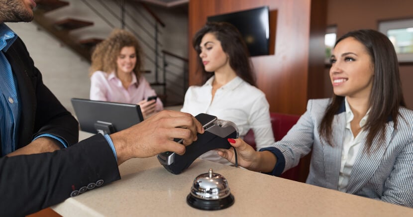 1_front-desk-at-hotel
