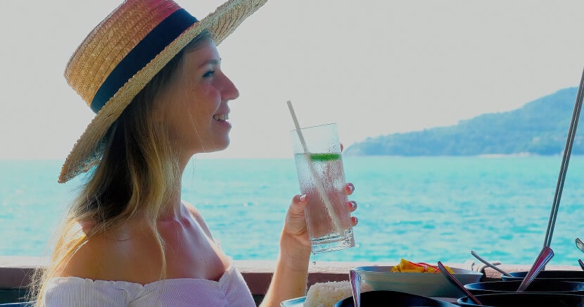 happy-young-woman-on-vacation