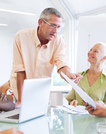 business-meeting-with-mentor