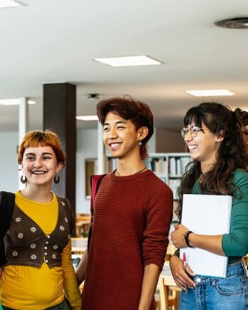 young-students-standing-in-library